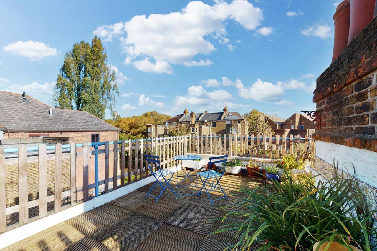 Appartamento Beautiful 1bed Attic Wterrace In North Kensington *